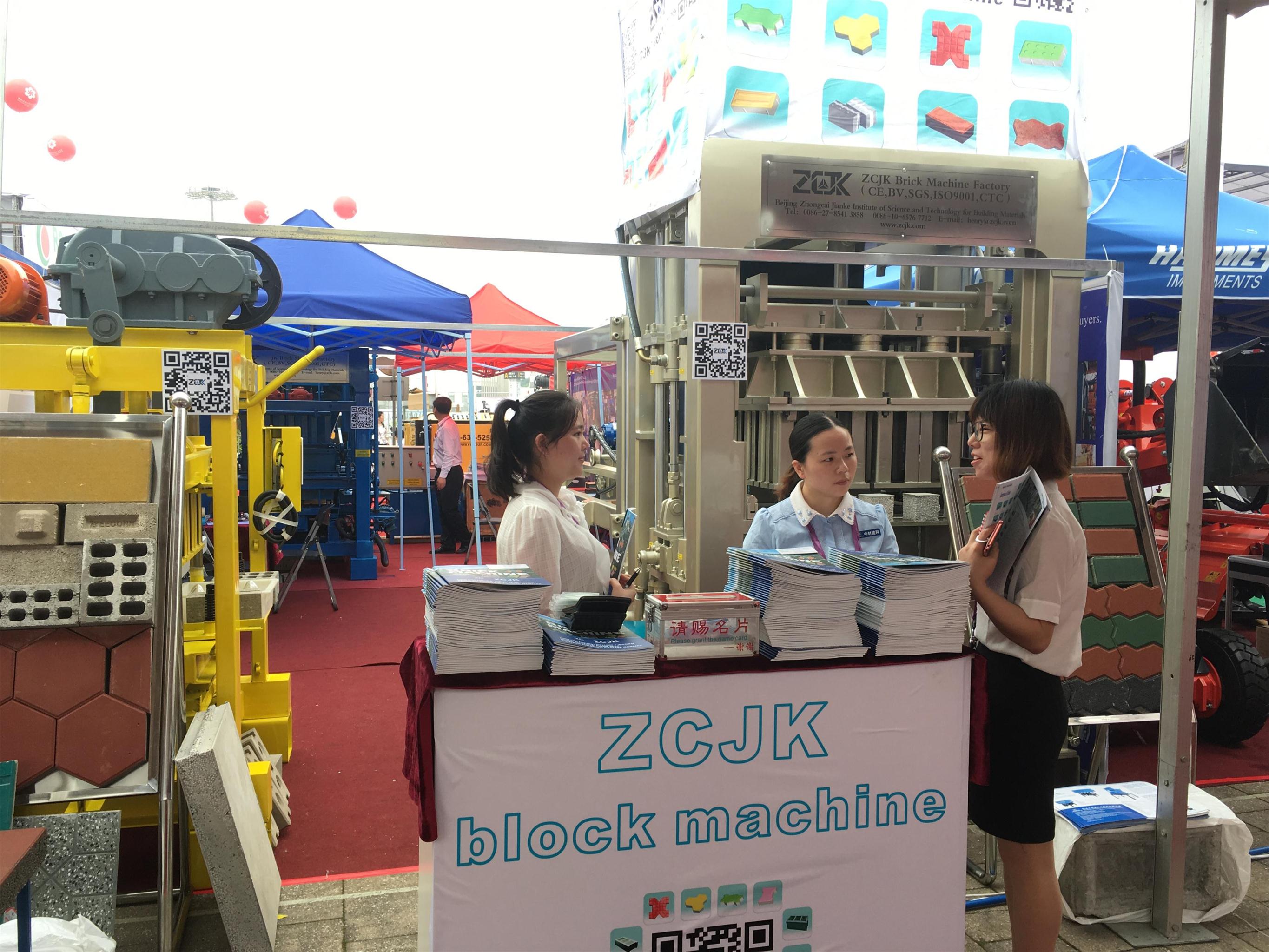 1st day in ZCJK Block Machine Booth, welcome your visit in Canton Fair