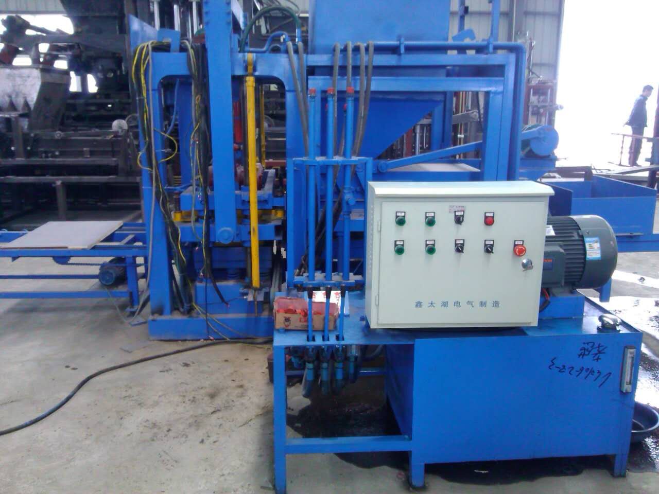 ZCJK Block machine factory (5).jpg ZCJK Block machine factory (5).jpg