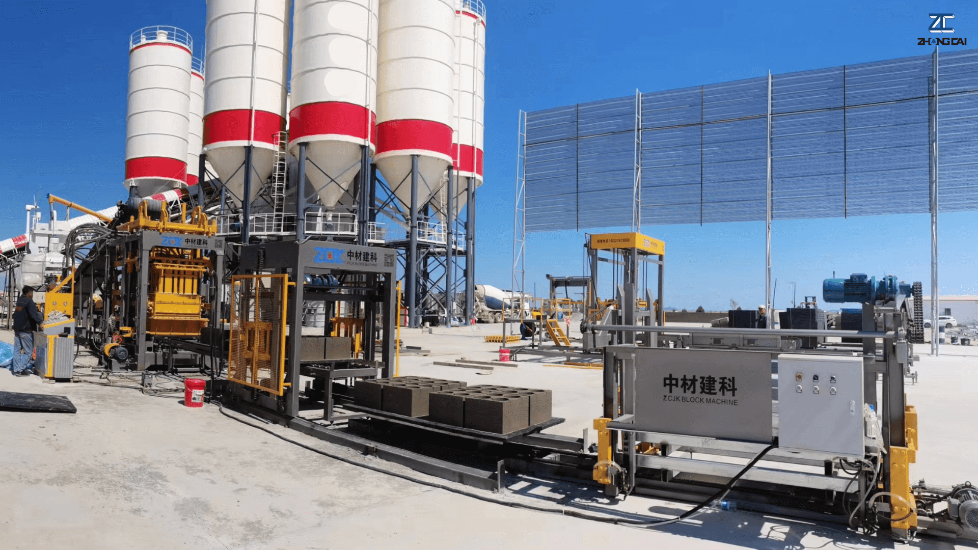 ZCJK automatic concrete block production line with batching, mixing, molding, and palletizing systems.png