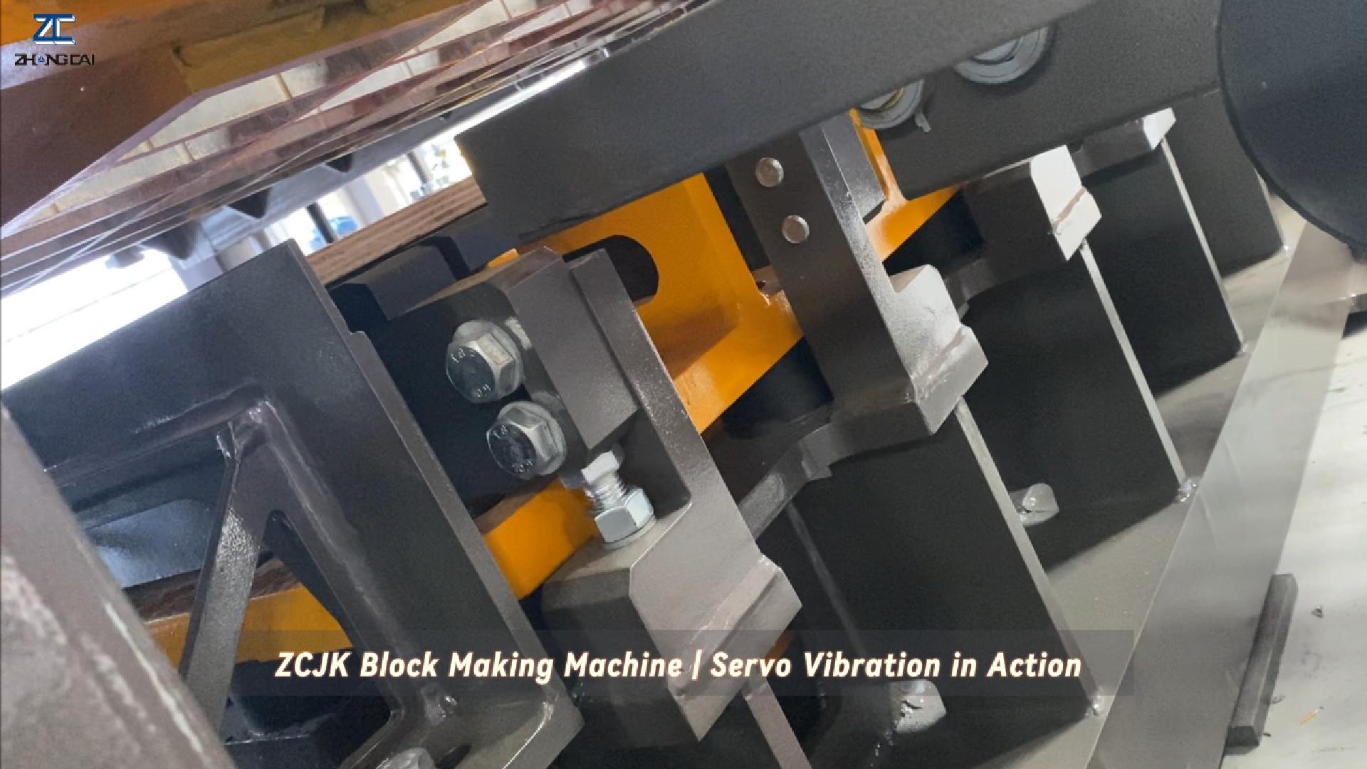 Demonstration of ZCJK servo vibration technology showing high-density brick molding